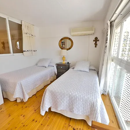 Appartement Skol 212. Two Bedrooms Duplex In Centre On The Beachfront. Marbella
